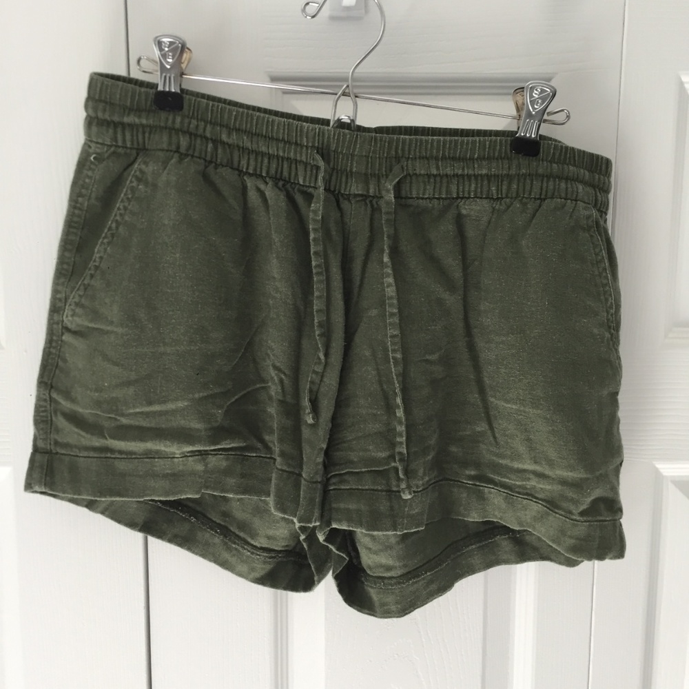 Forest Green linen shorts